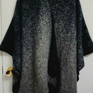 Elegant Black Grey and Turquoise Women's Shall/Cape